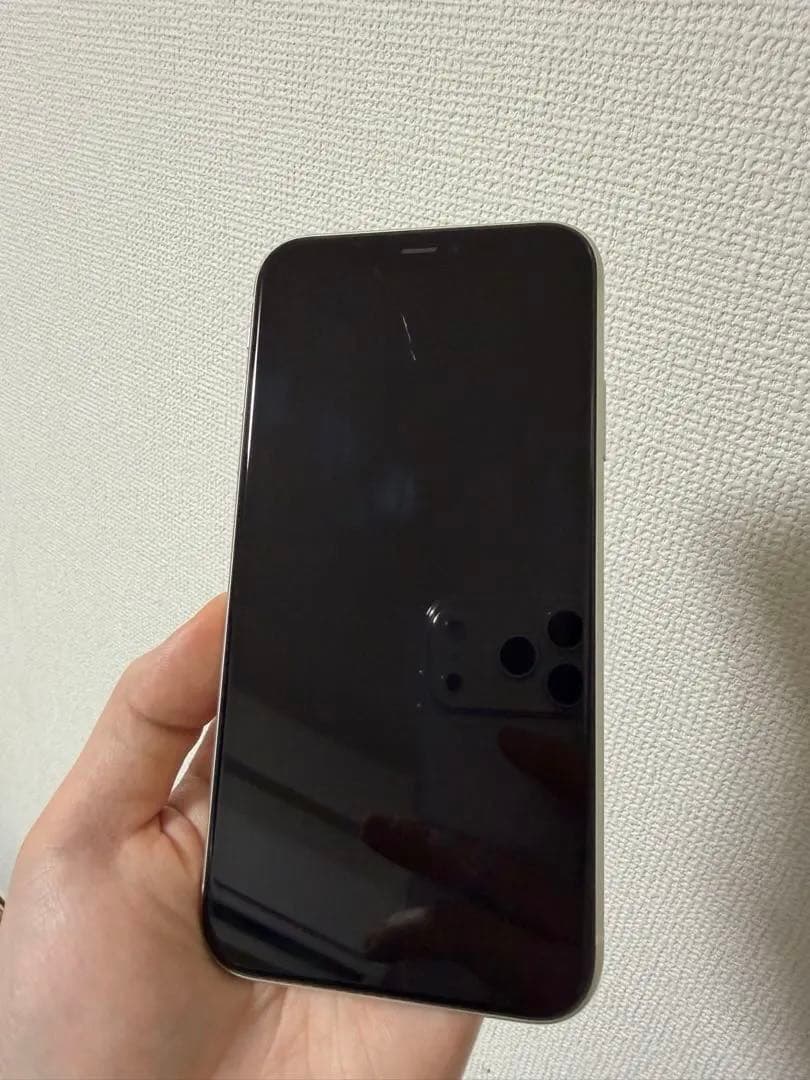 21年製 iPhone 11 128GB ホワイト修理歴なしバッテリー交換なし