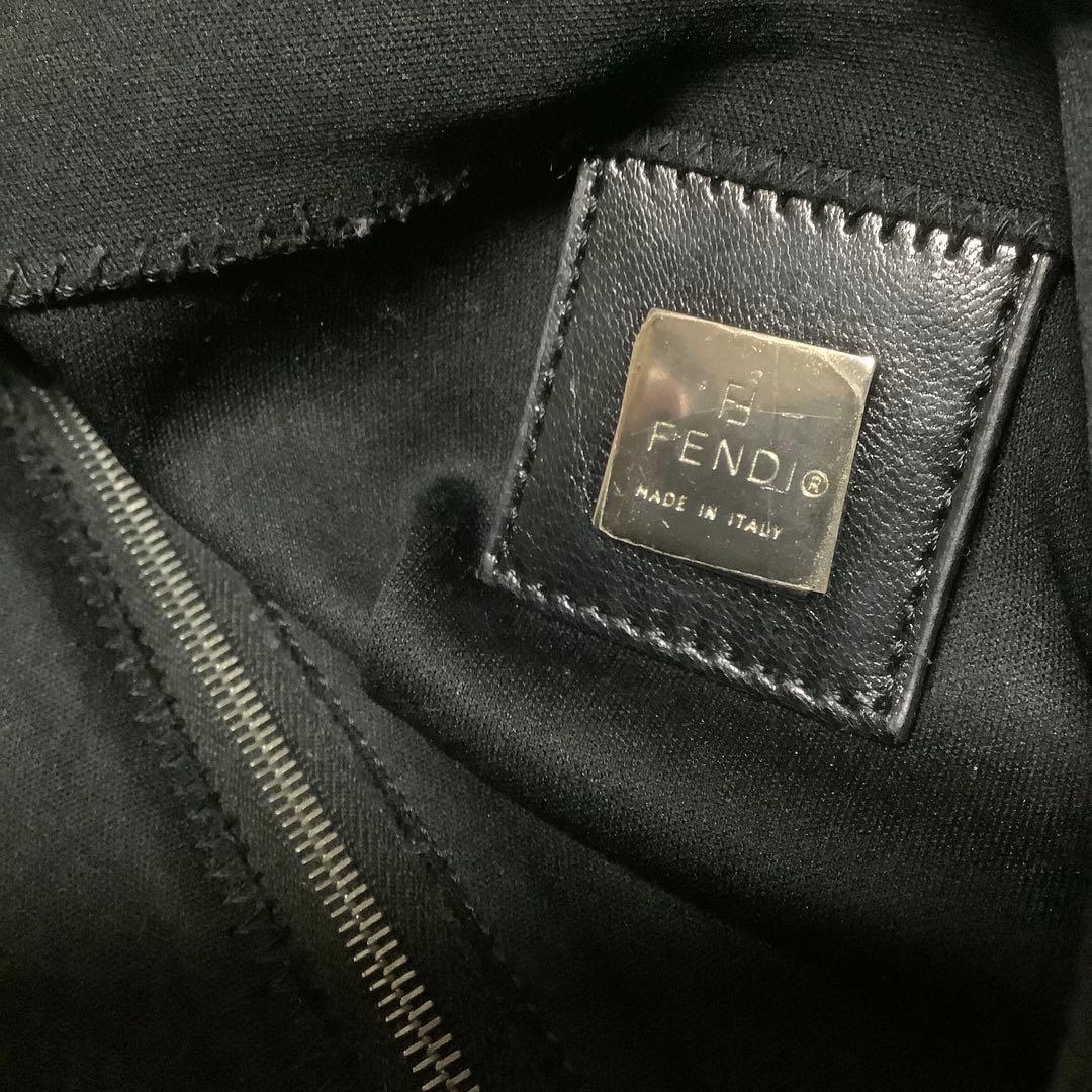 FENDI マンマバケット　ワンショルダーバッグ 黒