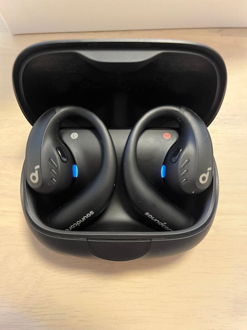 Soundcore AeroFit Pro ワイヤレスイヤホン