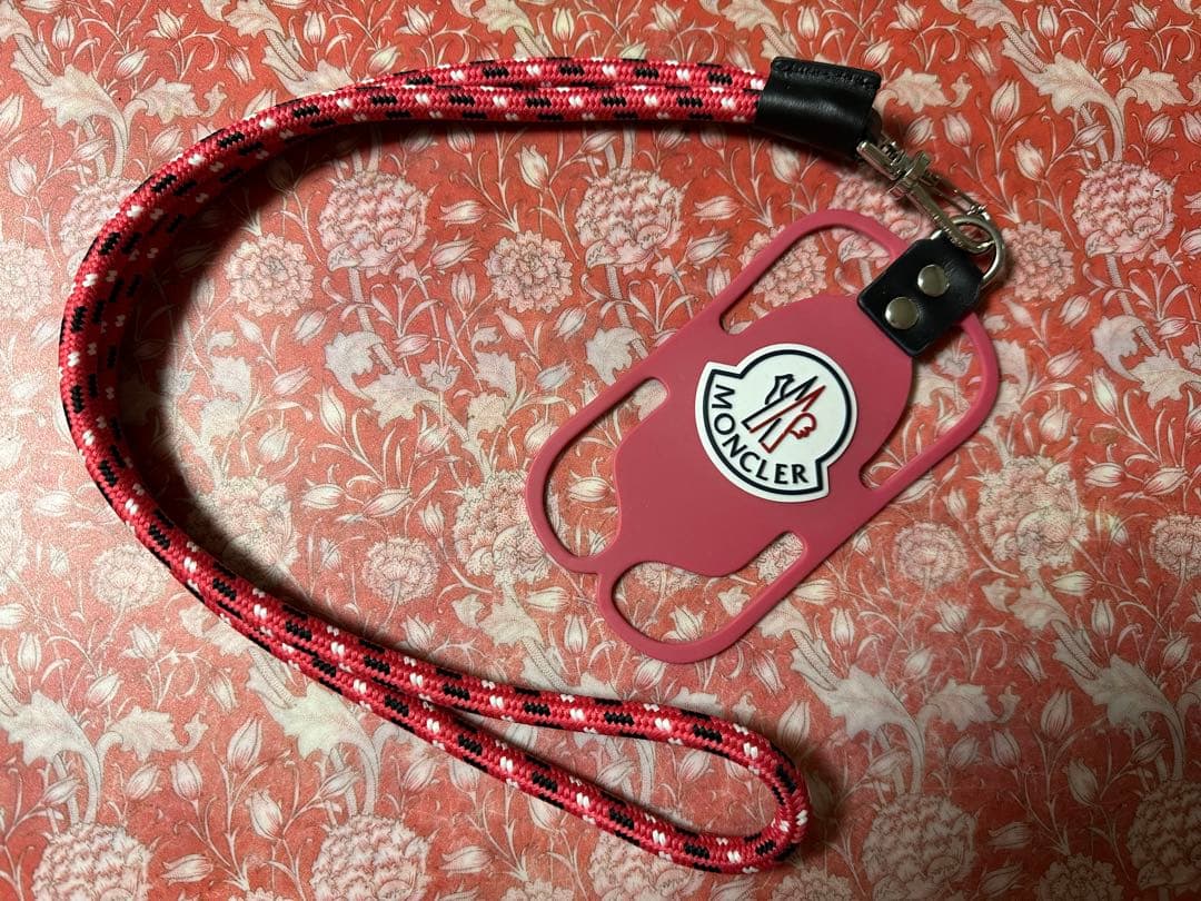 MONCLER  シリコンゴム　スマホケース