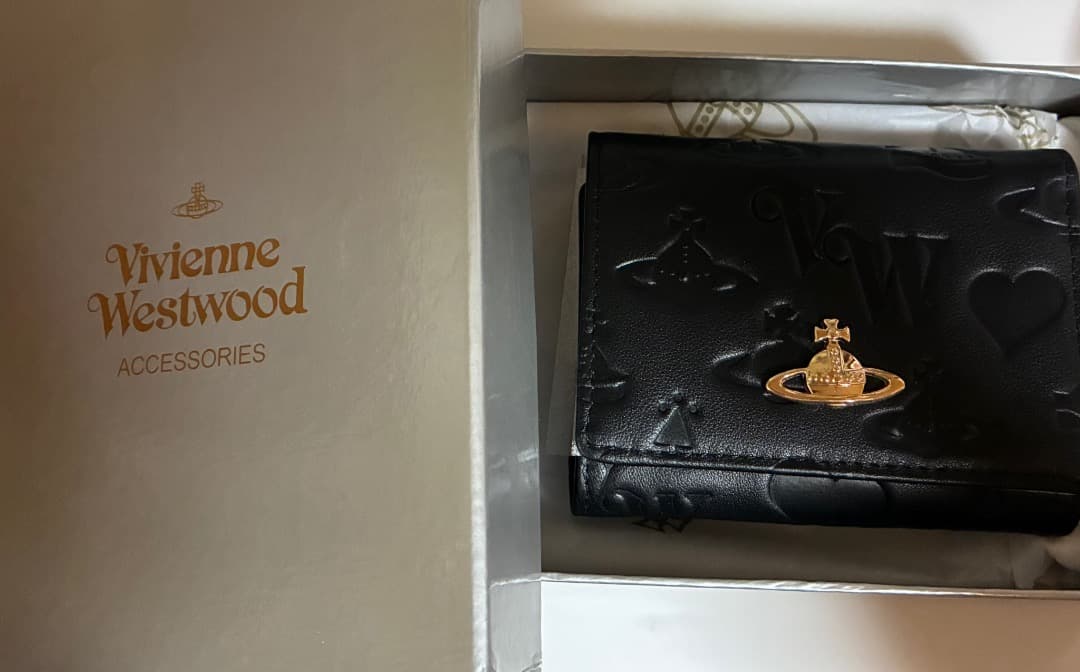 Vivienne Westwood 三つ折り財布 ブラック ヴィヴィアン