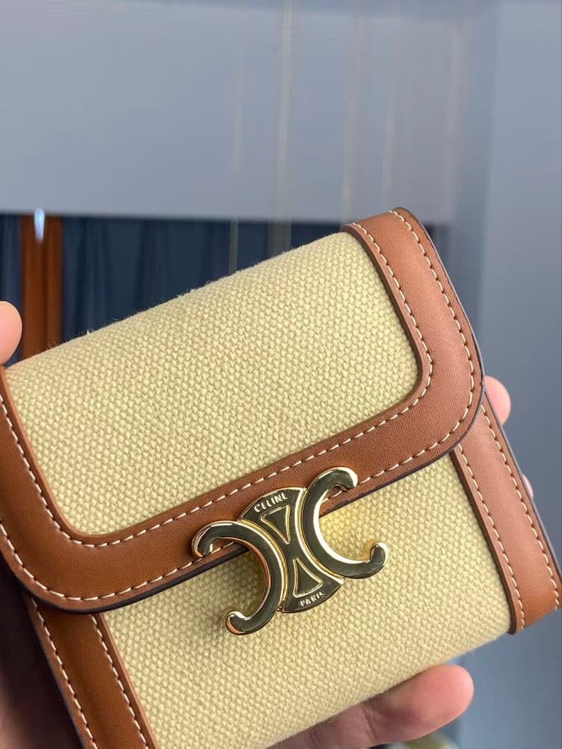 user_063884d0 CELINE 三つ折り財布 ベージュ/ブラウン