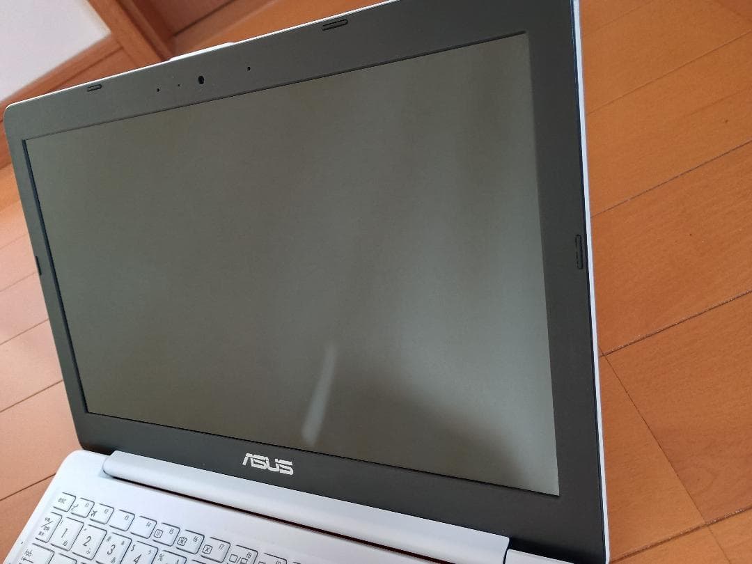 ASUS NotebookPC E203MA/ノートパソコン/Windows11