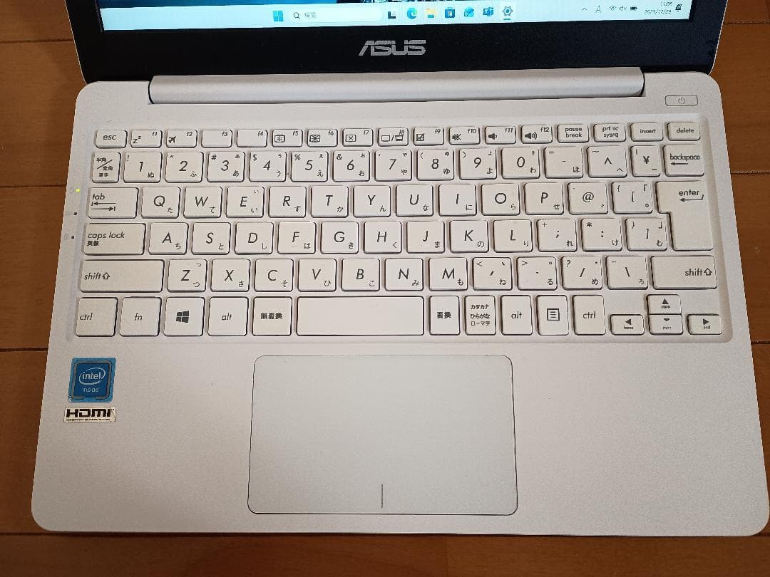 ASUS NotebookPC E203MA/ノートパソコン/Windows11