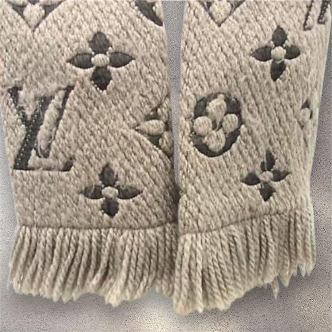 LOUIS VUITTON ルイヴィトンマフラー M72242ロゴマニア グレー