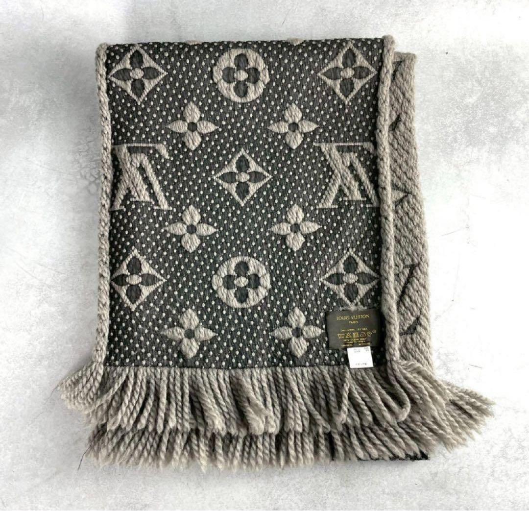 LOUIS VUITTON ルイヴィトンマフラー M72242ロゴマニア グレー