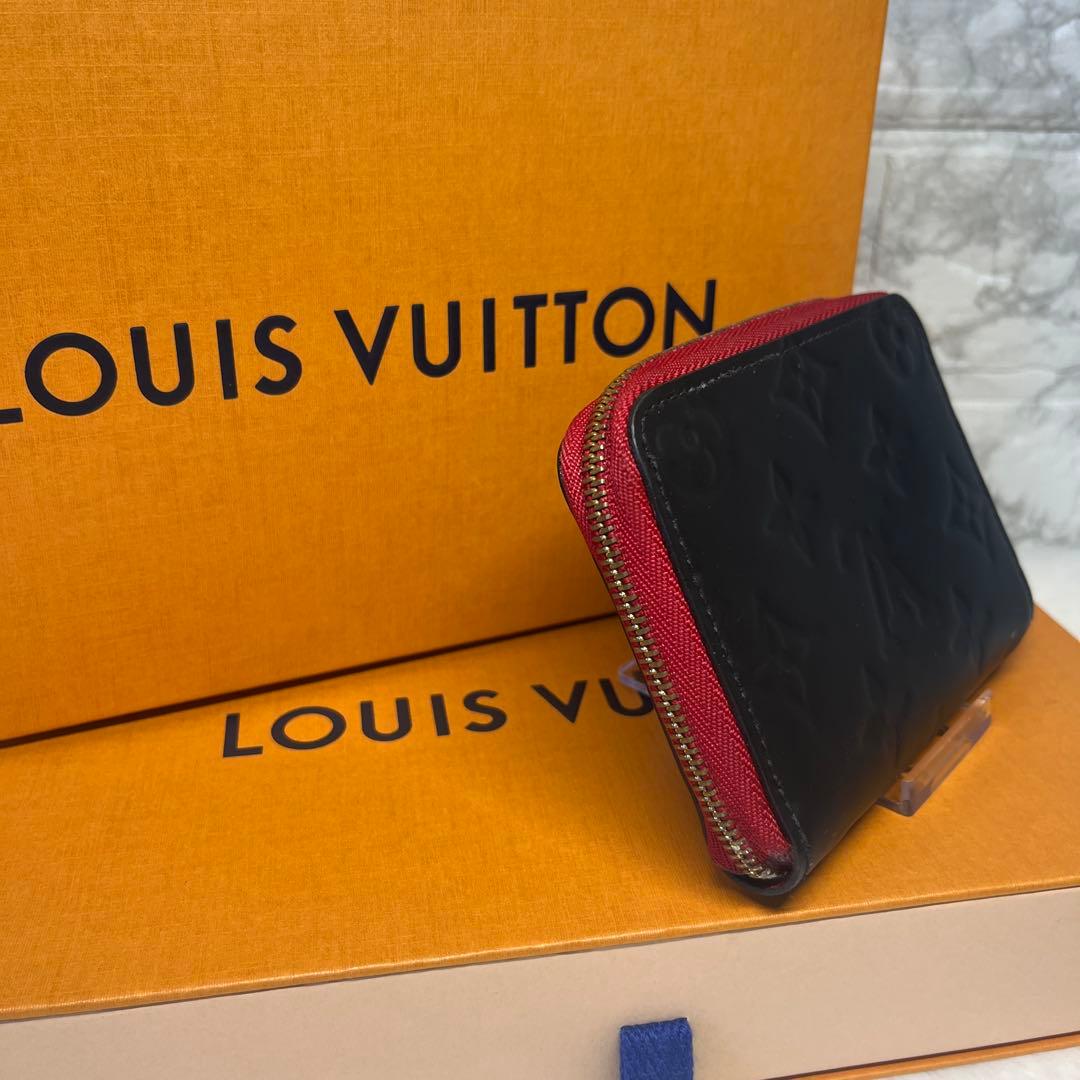 LOUIS VUITTON ヴェルニ マット ジッピーパス　小銭入れ