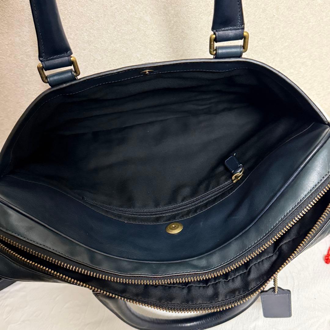 新品未使用　コーチ　ビジネスバッグ　2way 濃紺　ショルダーベルト