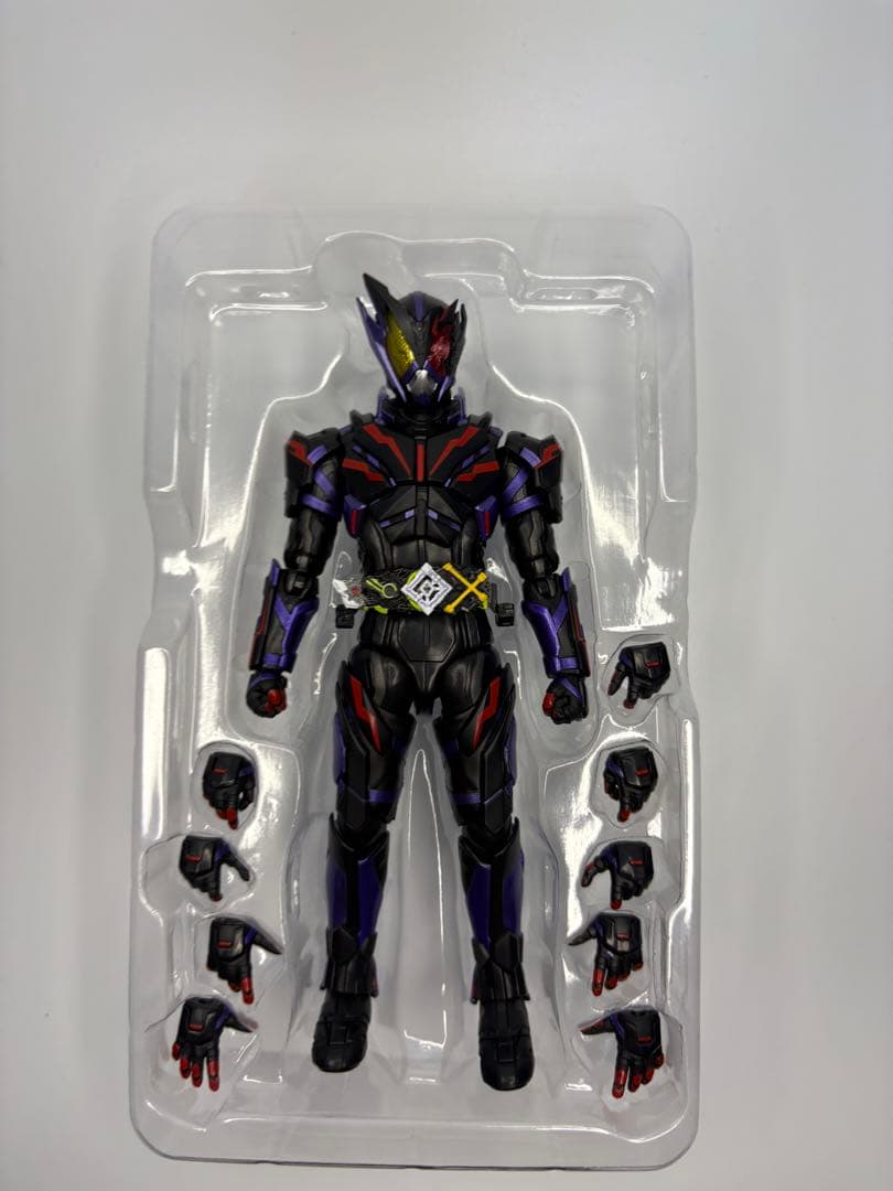 S.H.Figuarts 仮面ライダー滅　アークスコーピオン