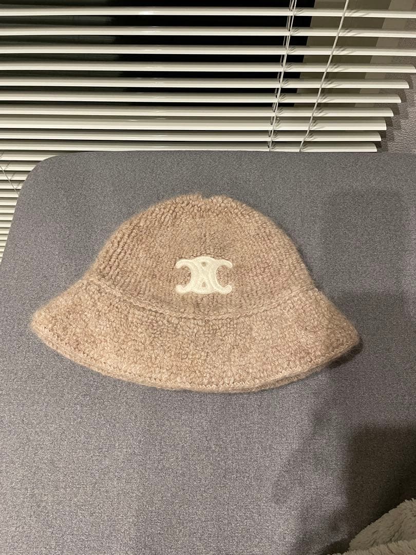 セリーヌ バケットハット トリオンフ アルパカ サイズCELINE 帽子