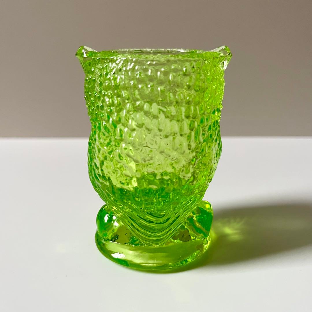 ウランガラス　ふくろう　小物入れ　置物