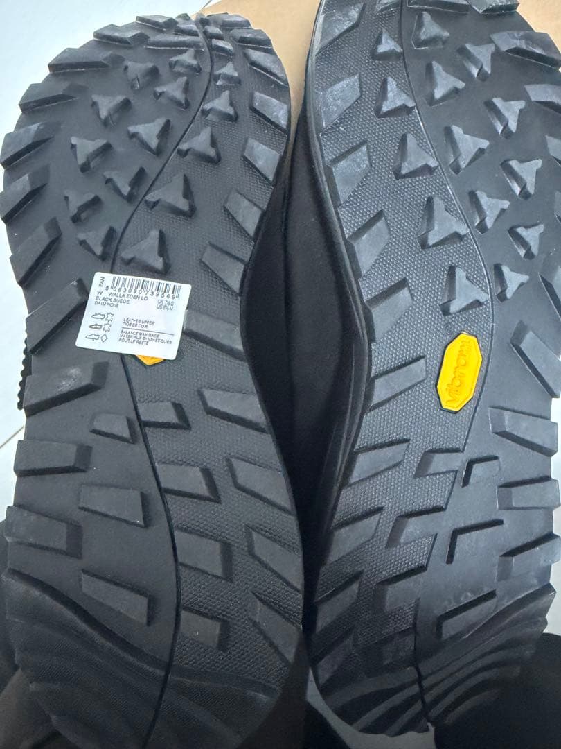 CLARKS Wallabee Eden Lo ブラックスエード