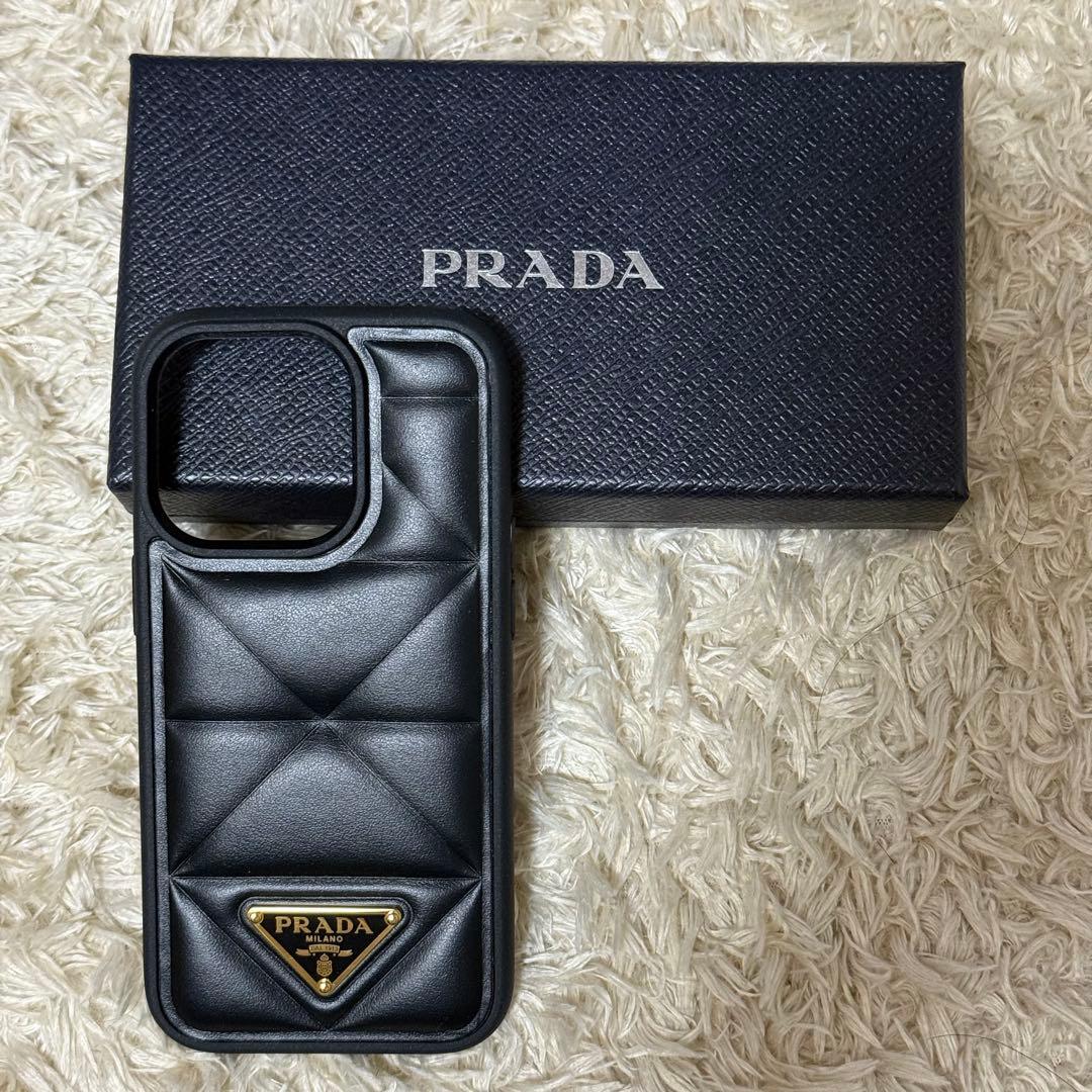新品未使用 PRADA ブラックレザー iPhone14Proケース