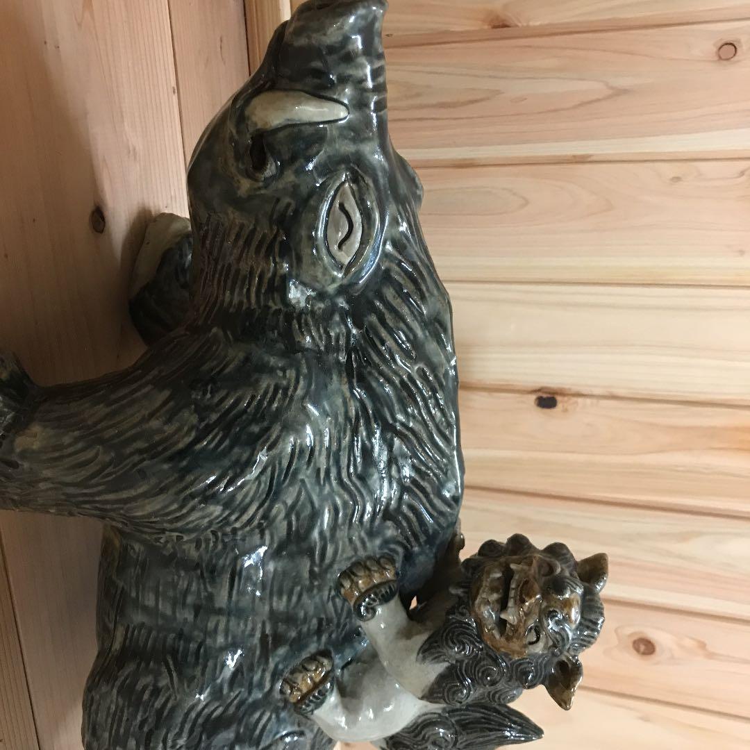 イノシシとシーサー