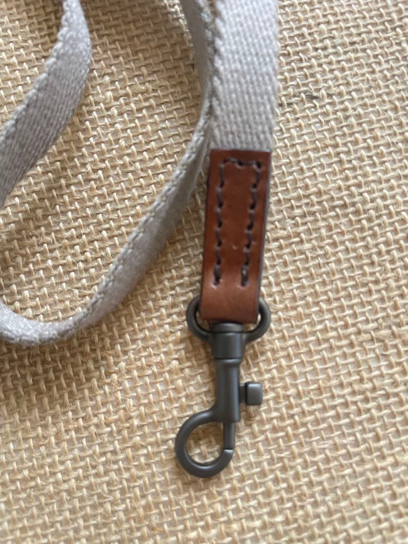 BOTTEGA VENETA ボッテガヴェネタ　小型犬用リード定価44,000円