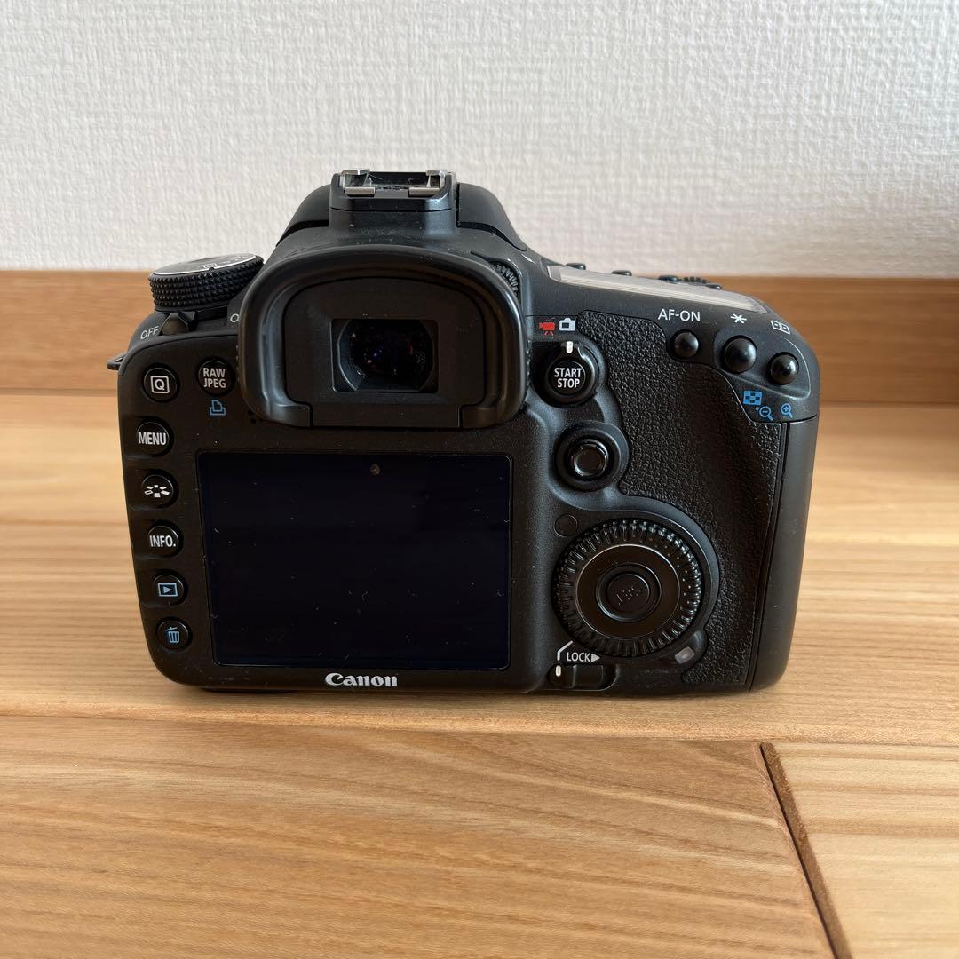 Canon EOS 7D デジタル一眼レフカメラ