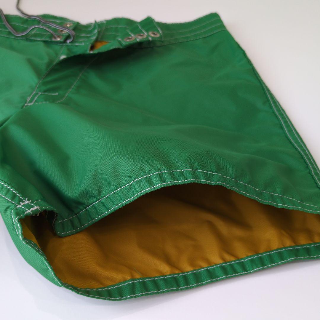 birdwell 緑色の水着 ボタン付き ドローコード