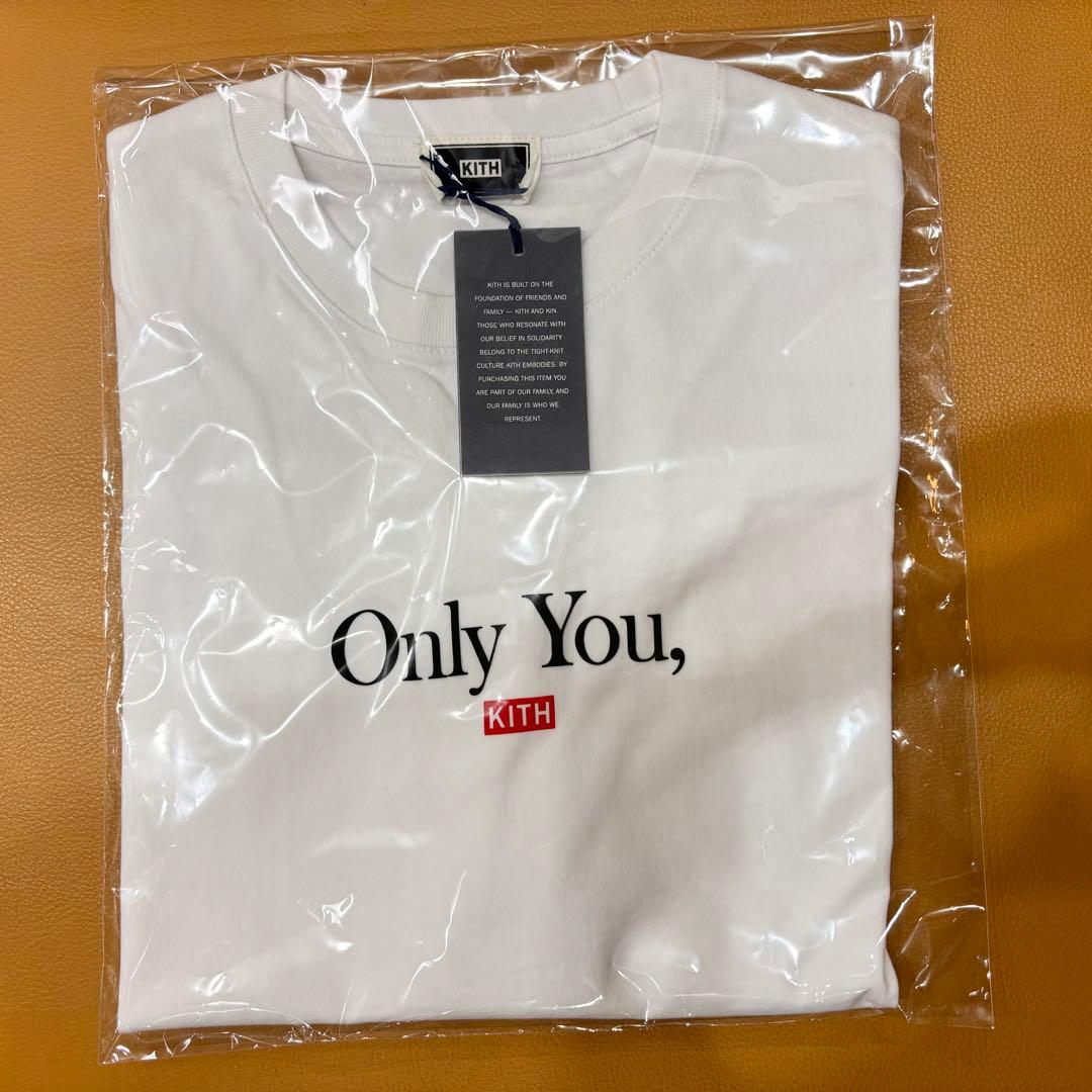 新品　KITH　立体感のあるパフプリント仕様　合わせ易い希少な赤ボックスロゴＴ
