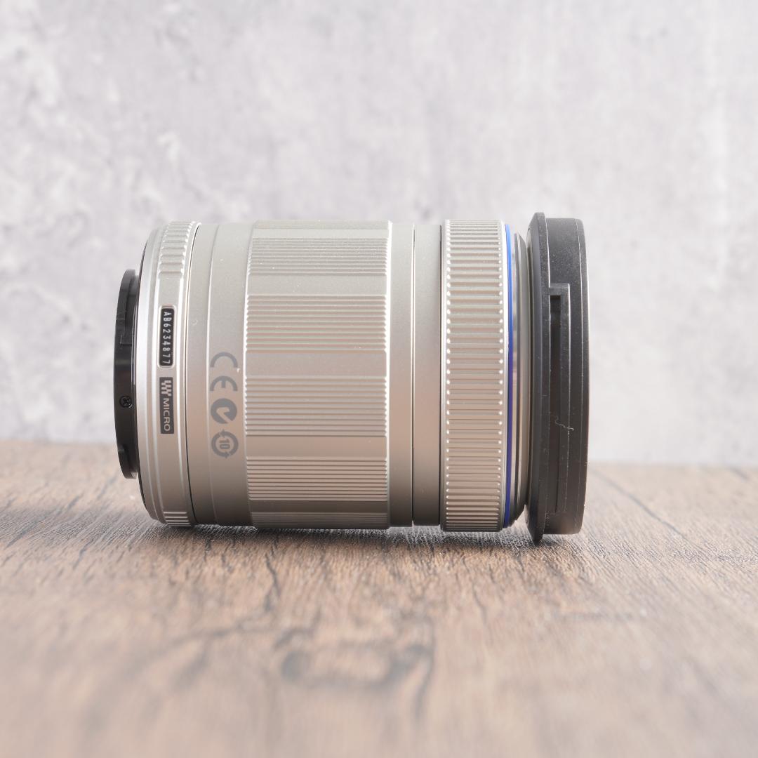 美品の望遠レンズ✨OLYMPUS M.ZUIKO 40-150mm　430-2