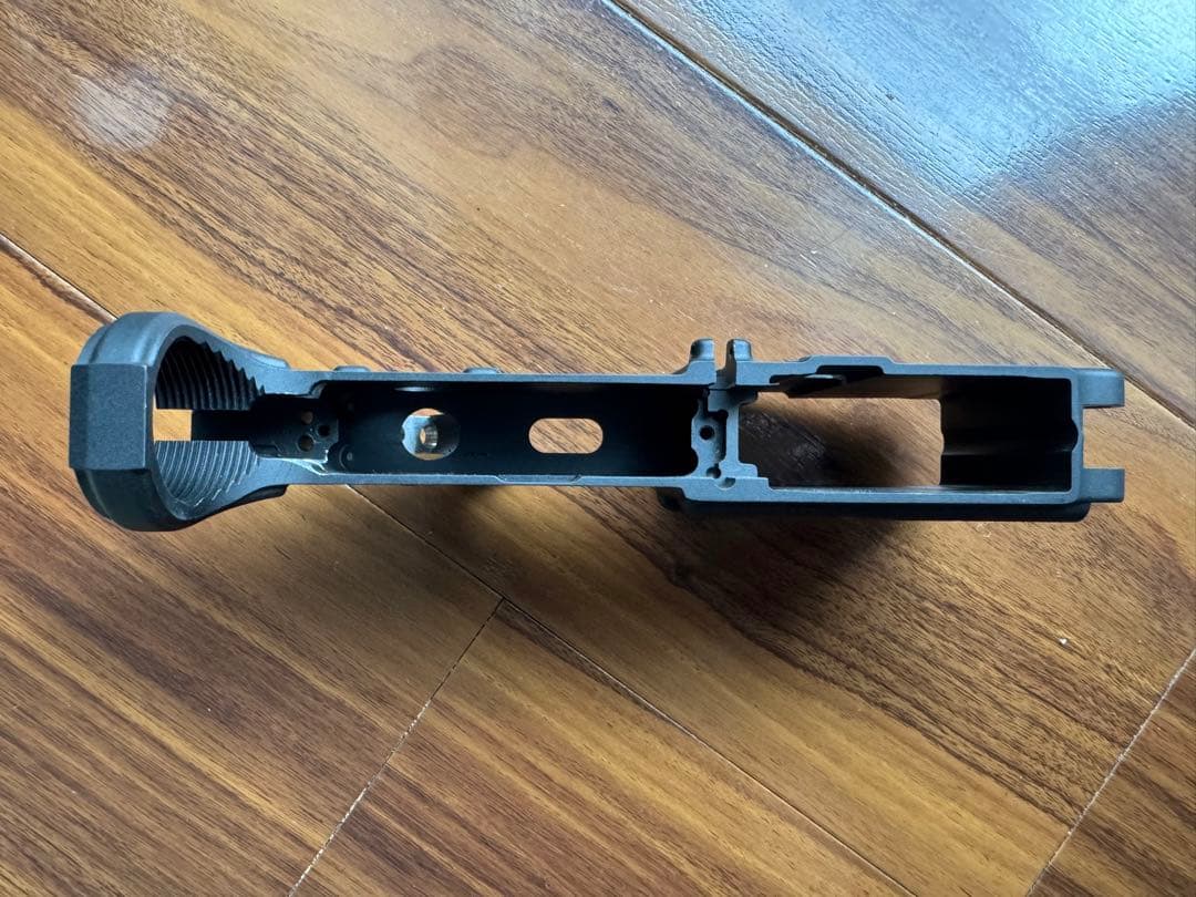 PTW用ロアーレシーバー + マグプル実物グリップ