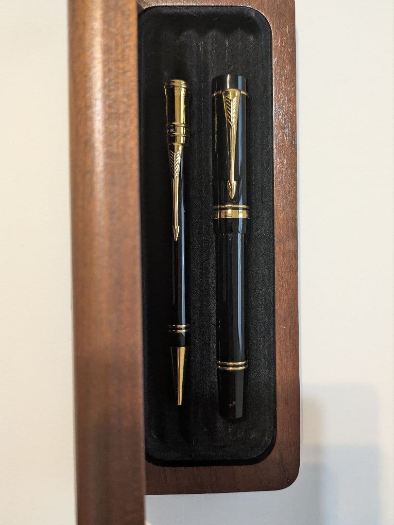 パーカー　デュオフォールド　The World Memorial Pen