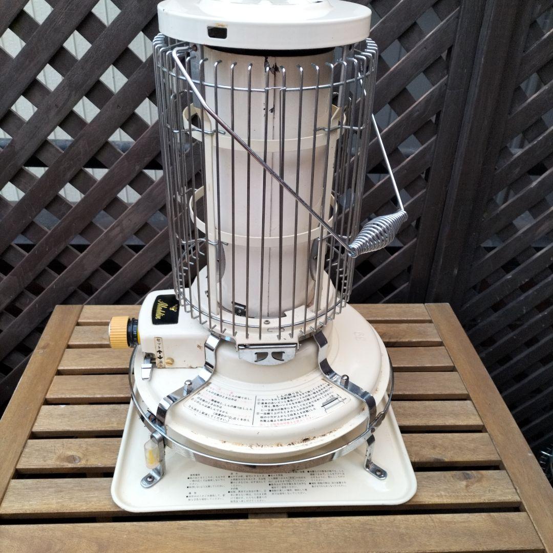 アラジン。 純正芯交換済。メンテナンス済。取説付。クリーム