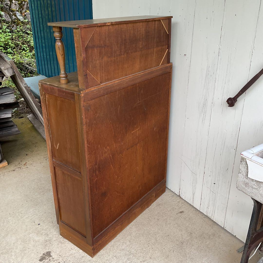 昭和レトロな本棚