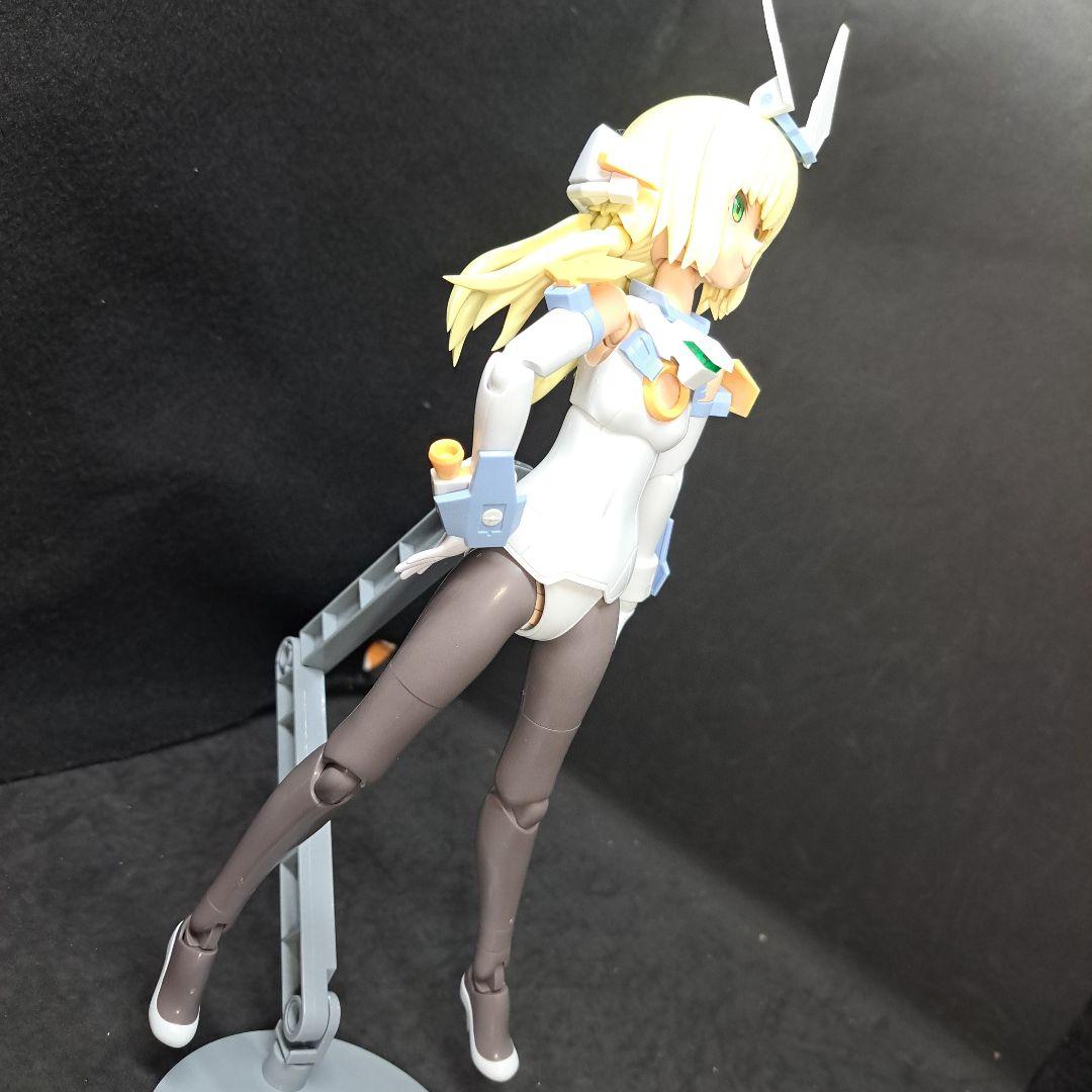 完成品　グランデスケール バーゼラルド　フレームアームズ・ガール