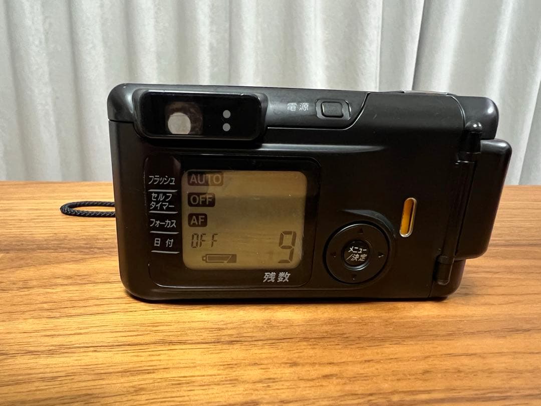 フィルムカメラ FUJIFILM NATURA BLACK F1.9