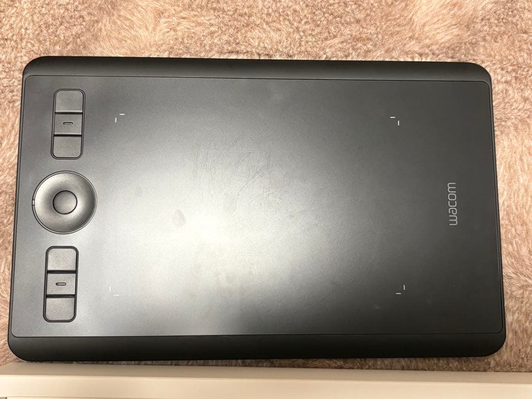 ペンタブレット Wacom Intuos Pro 本体