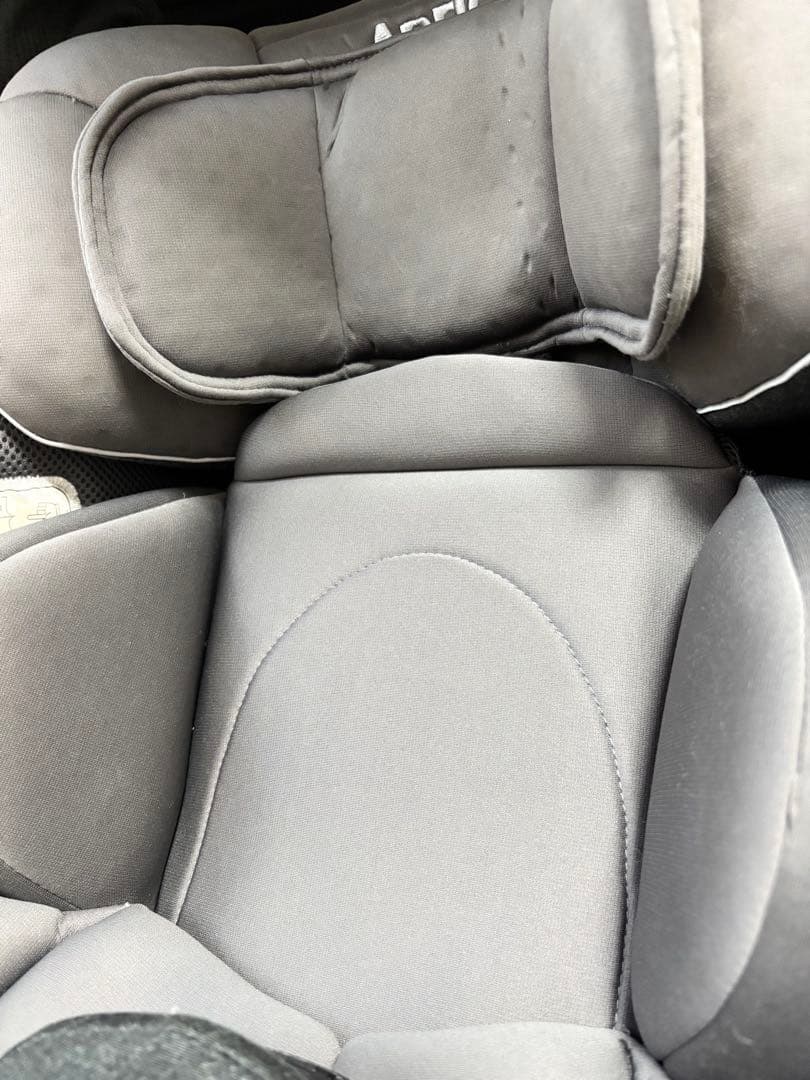 アップリカ　クルリラプレミアム　チャイルドシート　ISOFIX対応