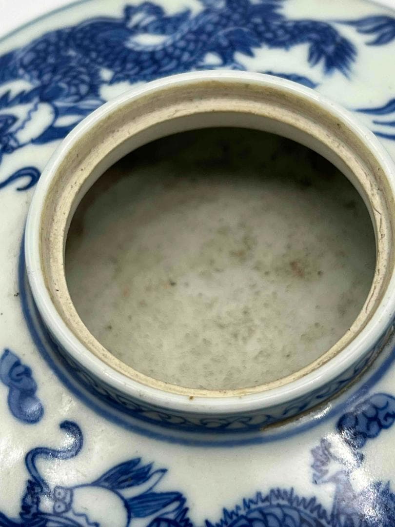 清康熙時代 【大清康熙年製】在銘 染付 青花花卉瑞獸文水注　蓋付き(E-43)