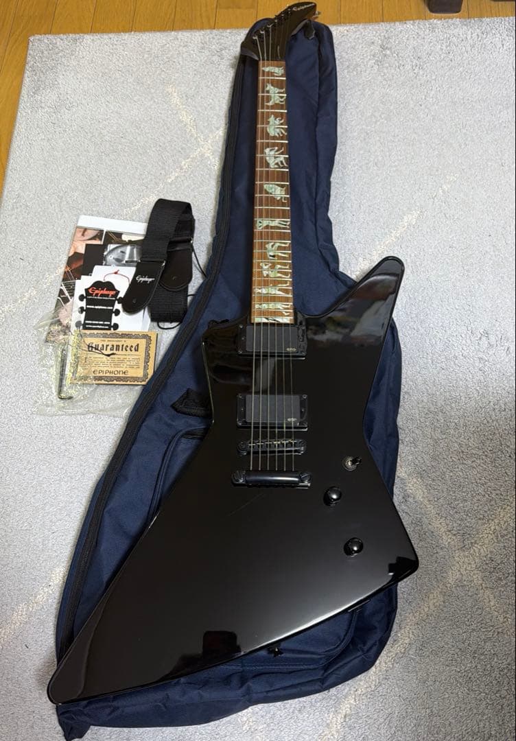 ギター epiphone LTD 1984 Explorer llica