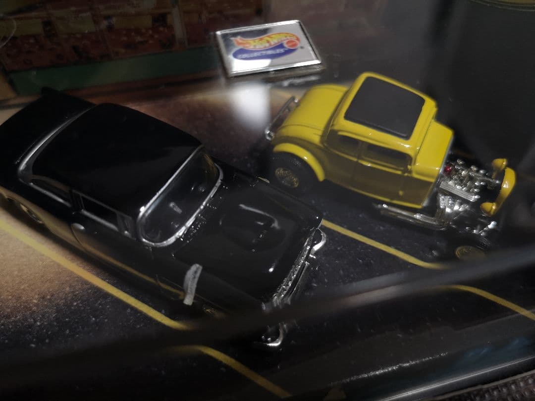 25周年アニバーサリーモデル　ホットウィールアメリカングラフティーカーセット