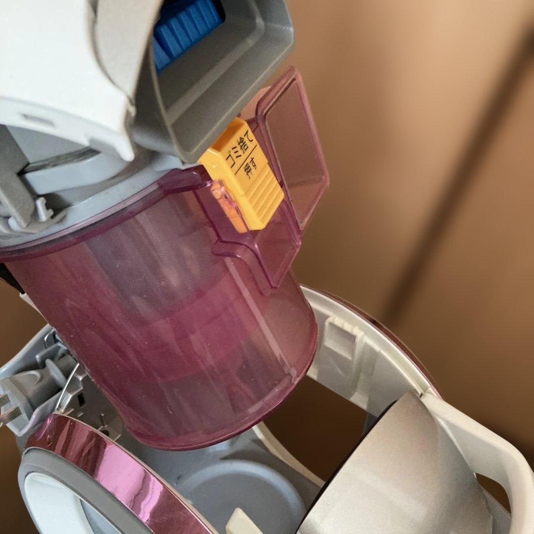 シャープ　サイクロン式掃除機EC-QX310 2016年製