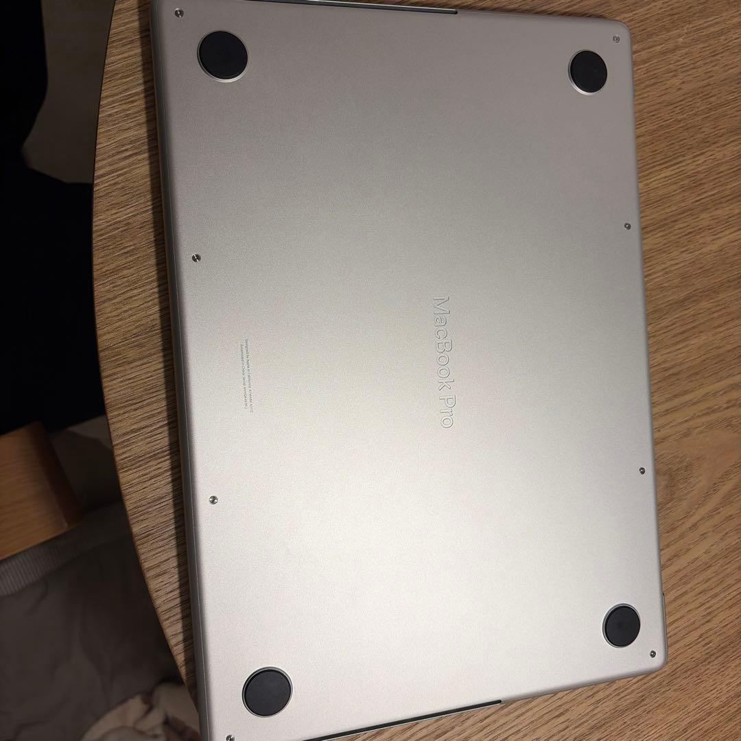 MacBook pro M4 14インチ 16GB 512GB US配列