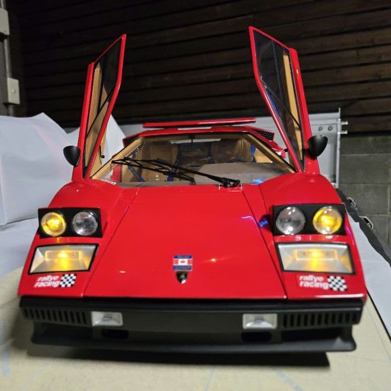 ディアゴスティーニ 1/8 ランボルギーニカウンタックLP500S