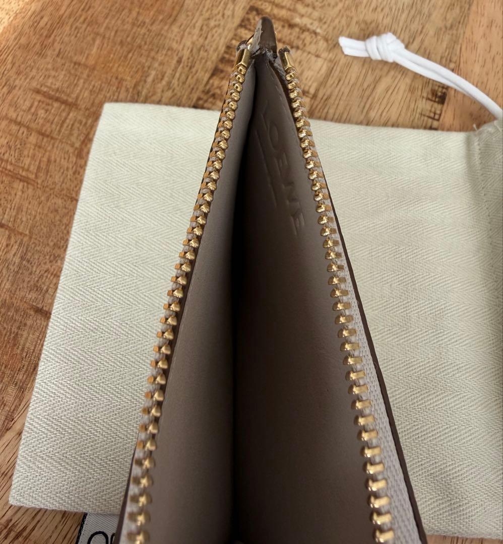 極美品＊アナグラム スクエア カードホルダー　ライトゴースト ケース