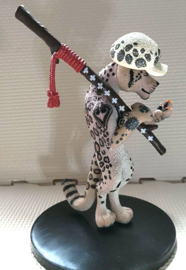 【ONE PIECE】トラファルガー・ロー　レオパルド フィギュア