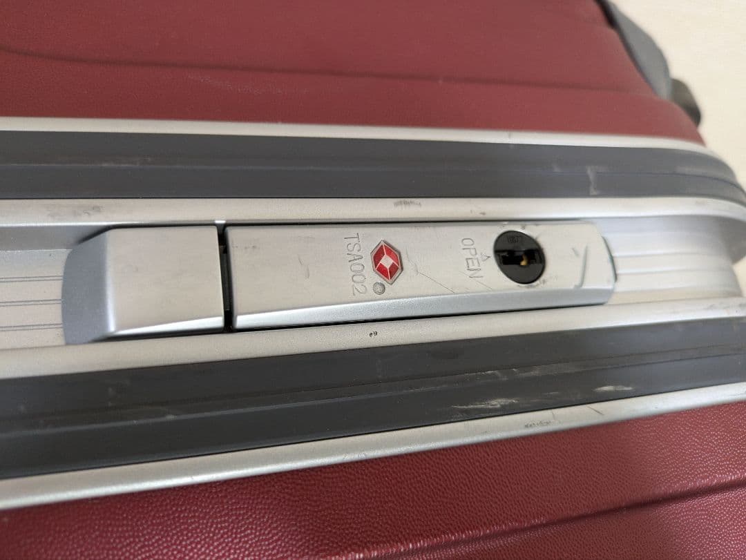 プロテカ　エキノックスライト　スーツケース　TSAロック　レッド　ハード系