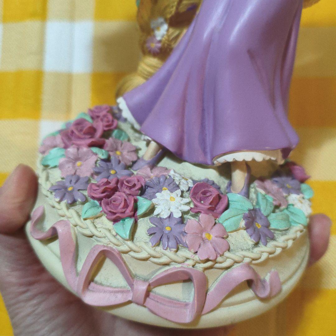 ディズニーストア　ラプンツェル　LEDライト　Disney　フィギュア　置物