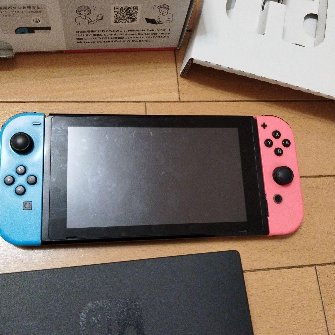 ♥NintendoSwitchネオンブルー＆レッドケース+fifa19とプーマ靴