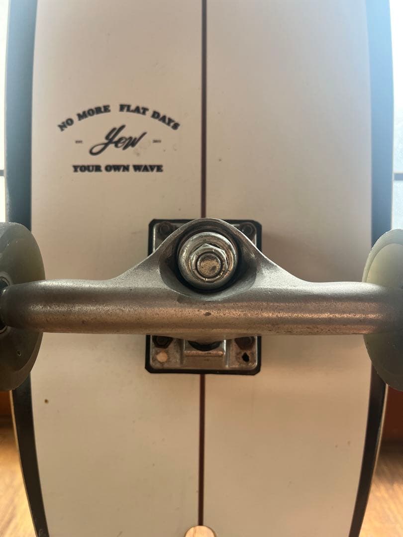 YOW CHRISTENSON サーフカーバ スケートボード