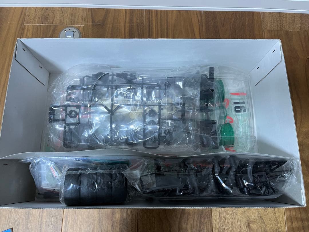 Tamiyaカストロール無限NSX 1/10 RCカーキット