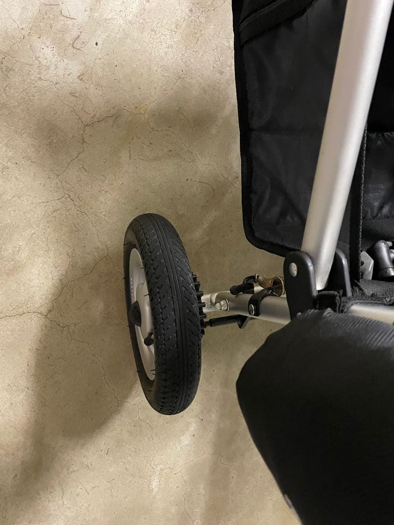 エアバキー犬用　フレームとドーム3レギュラサイズコット たまです。