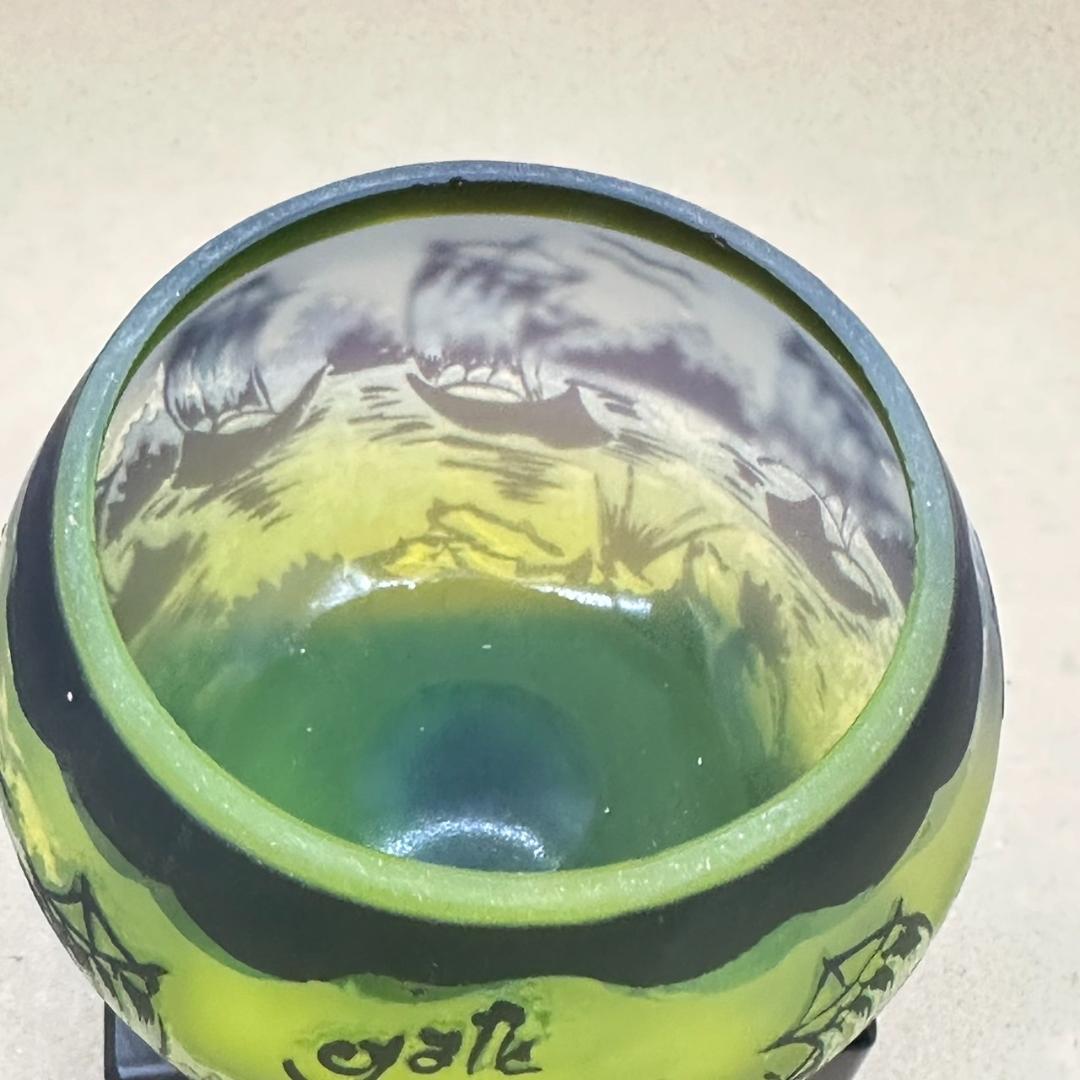 エミールガレ　ボンボニエール　カメオ彫り　被せガラス　高さ8cm