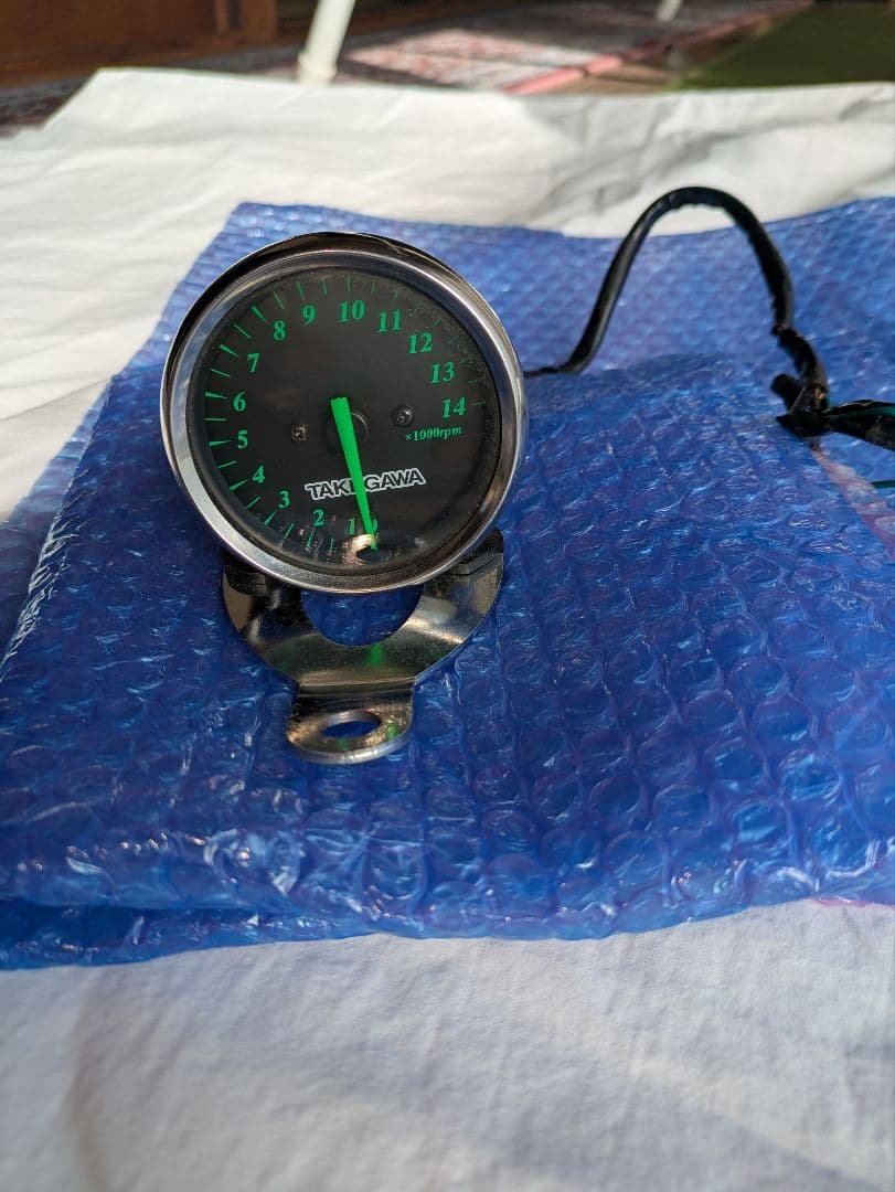 TAKEGAWA 緑色丸型メーター 取り付け金具付き