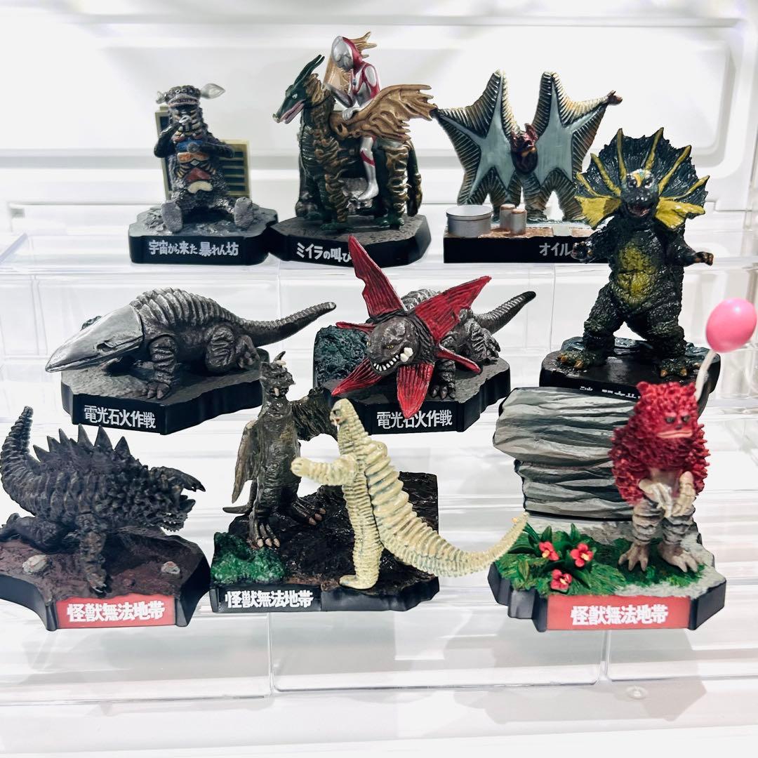 ウルトラ怪獣名鑑　初代 ウルトラマン　大量セット