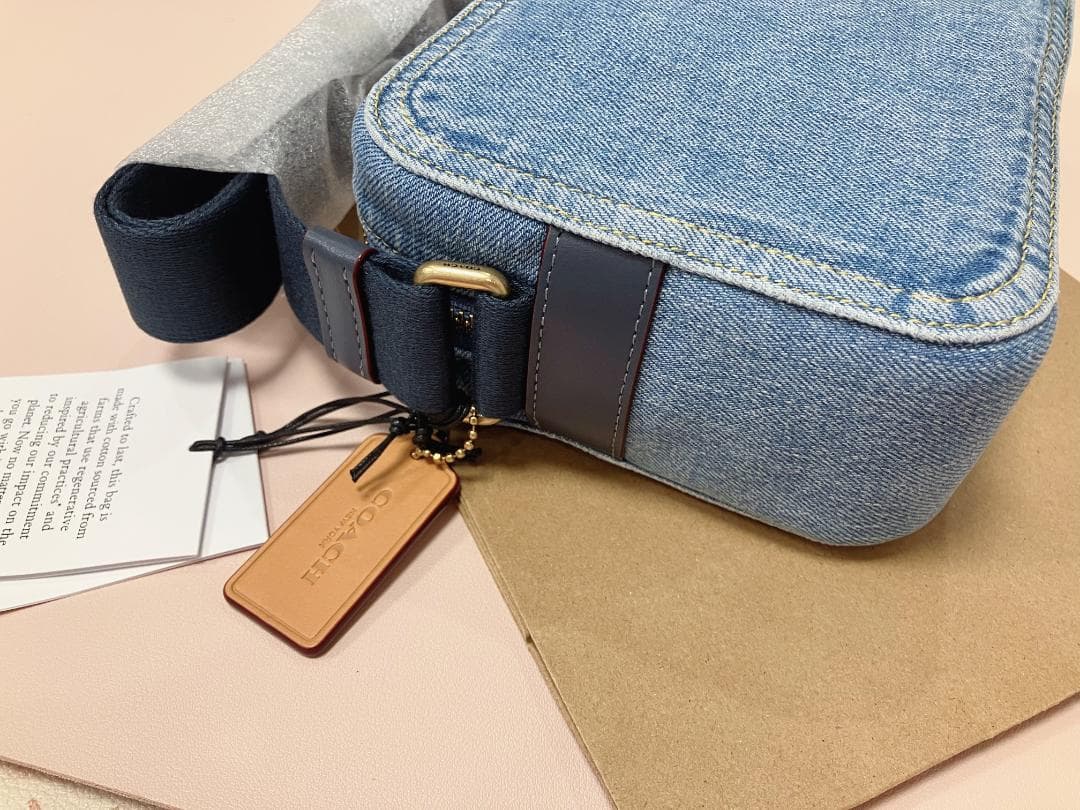 新品coach カーゴ カメラ バッグ