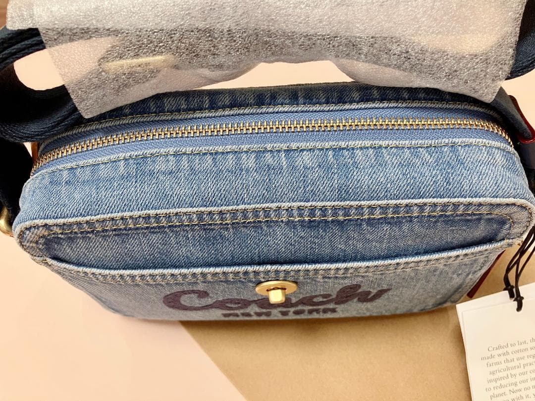 新品coach カーゴ カメラ バッグ